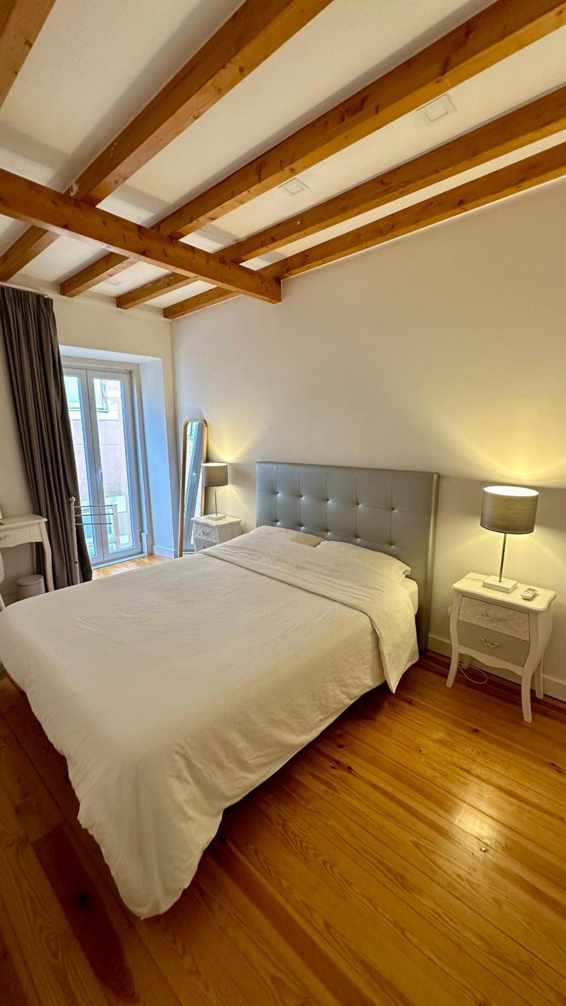 Castle Suites Lisbona Esterno foto