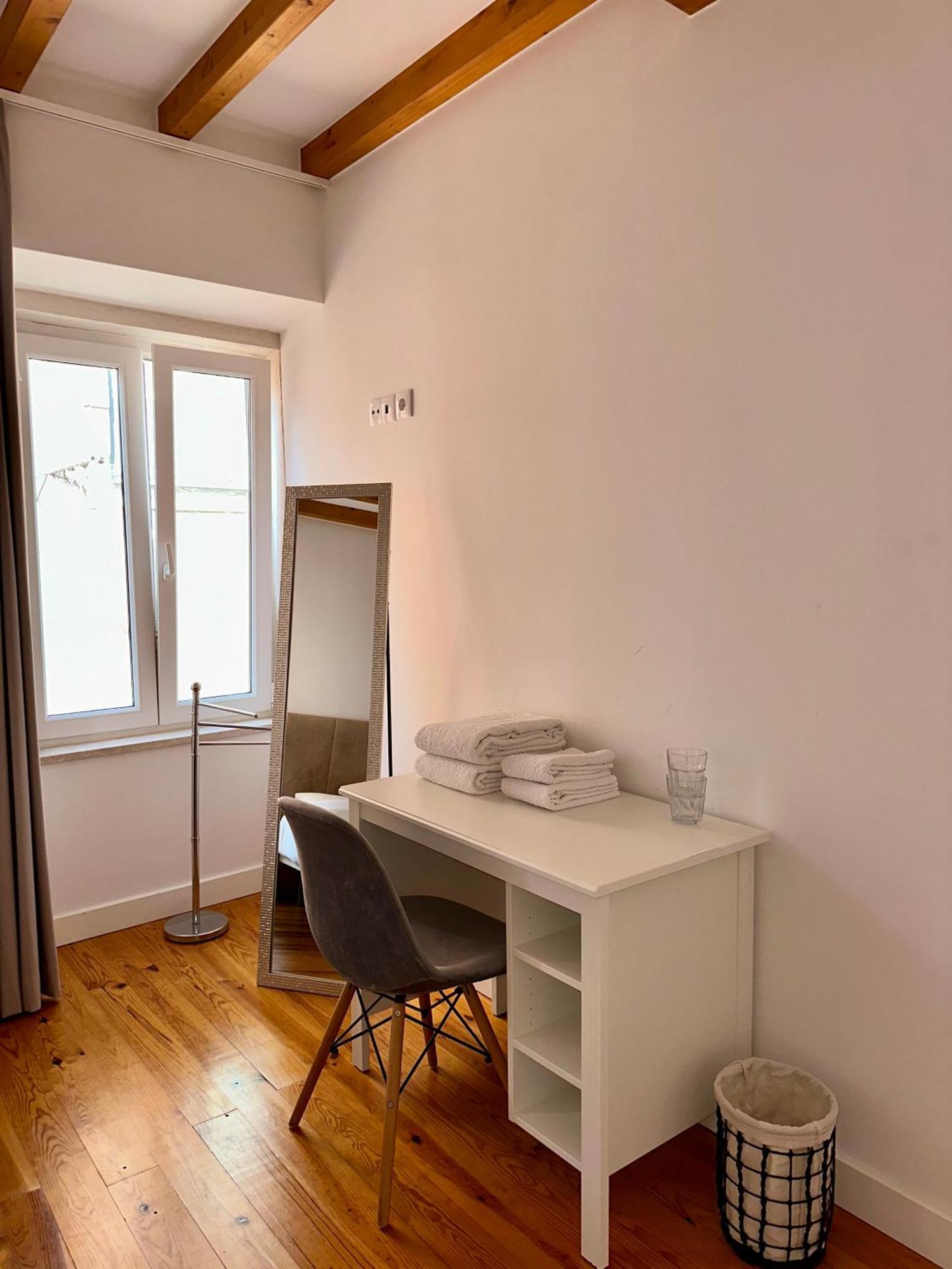 Castle Suites Lisbona Esterno foto