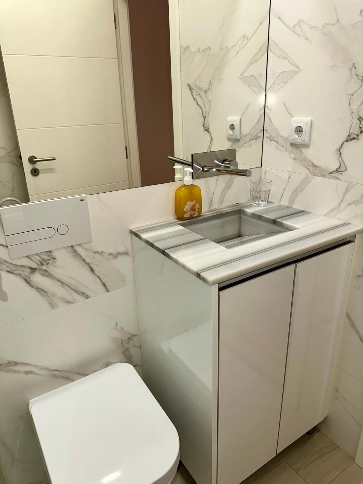 Castle Suites Lisbona Esterno foto